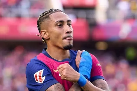 بعد 6 دقائق.. رافينيا يضع برشلونة في المقدمة أمام نيوكاسل في دوري الأبطال